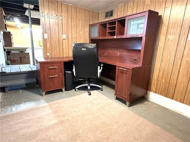 2116 W Pike St, Chartiers, PA 15342
