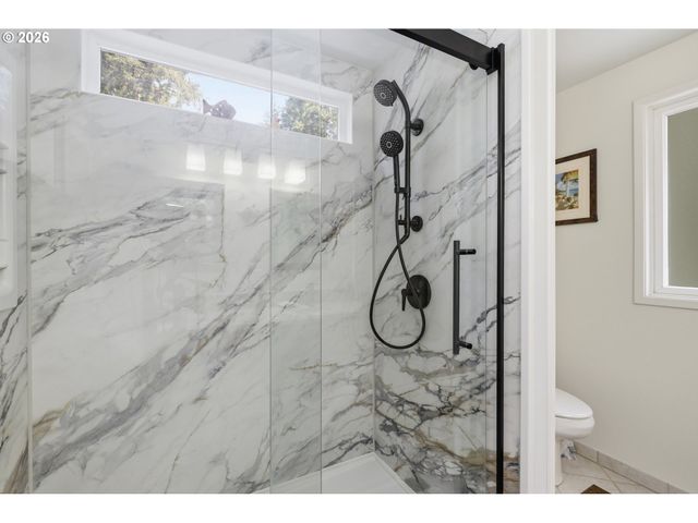 88119 TIKI Ln, Springfield, OR 97478