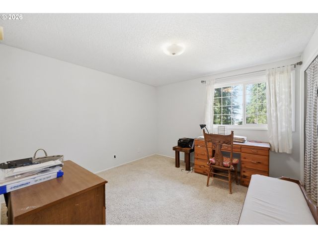 88119 TIKI Ln, Springfield, OR 97478