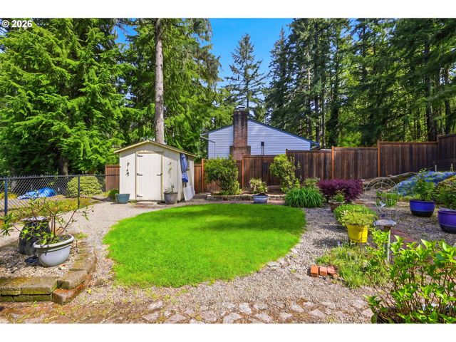 88119 TIKI Ln, Springfield, OR 97478