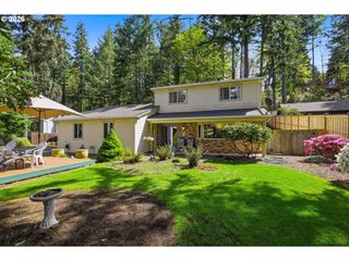88119 TIKI Ln, Springfield, OR 97478