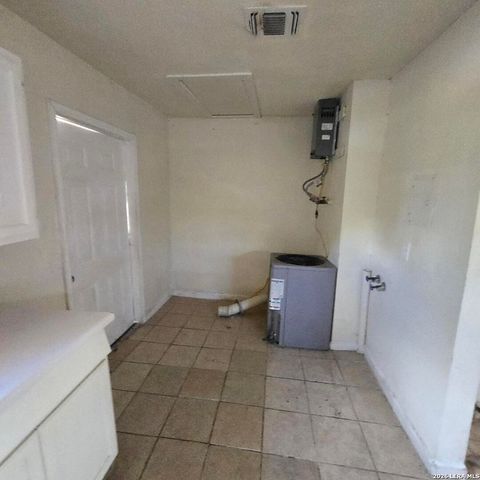 503 FERRIS AVE, San Antonio, TX 78220