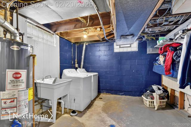 26214 Pennie Street, Dearborn Heights, MI 48125