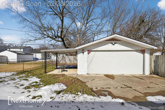 26214 Pennie Street, Dearborn Heights, MI 48125