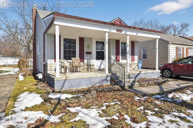 26214 Pennie Street, Dearborn Heights, MI 48125