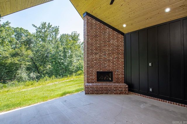 100 Shepherd Loop Drive, Arkadelphia, AR 71923