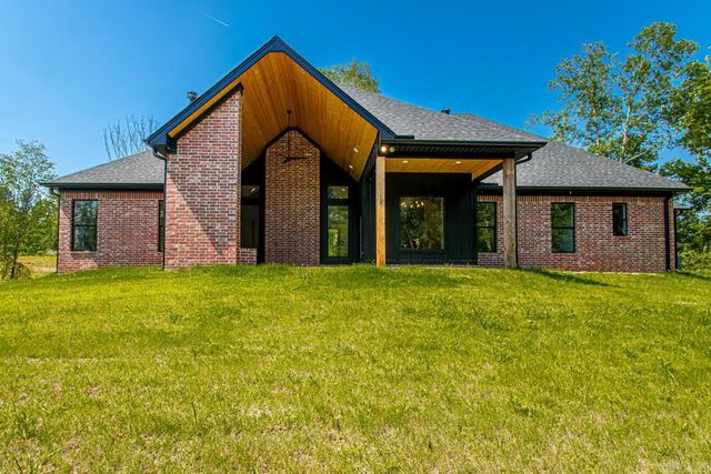 100 Shepherd Loop Drive, Arkadelphia, AR 71923