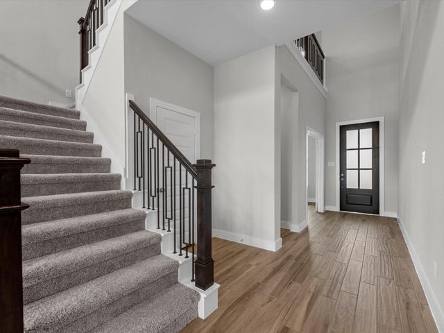 7082 North Lake Clopton Drive, Montgomery, TX 77316