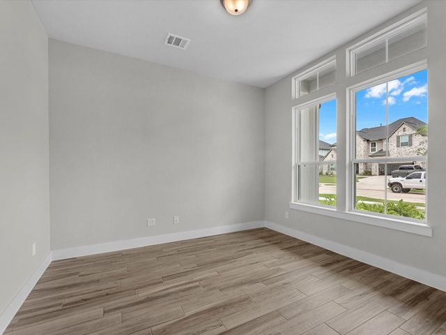 7082 North Lake Clopton Drive, Montgomery, TX 77316
