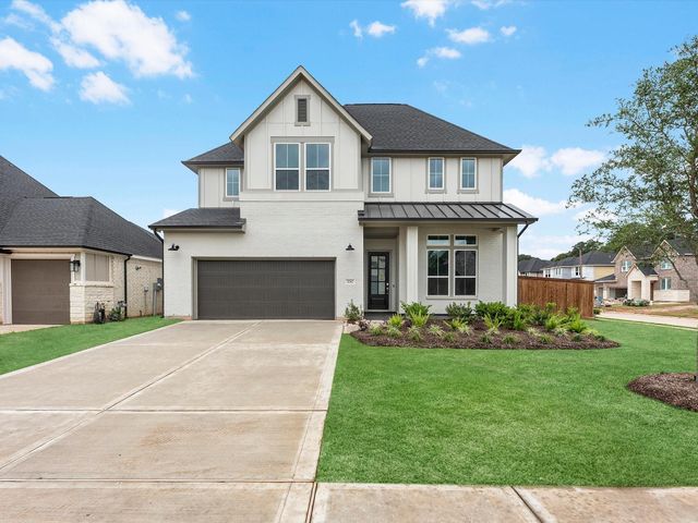 7082 North Lake Clopton Drive, Montgomery, TX 77316
