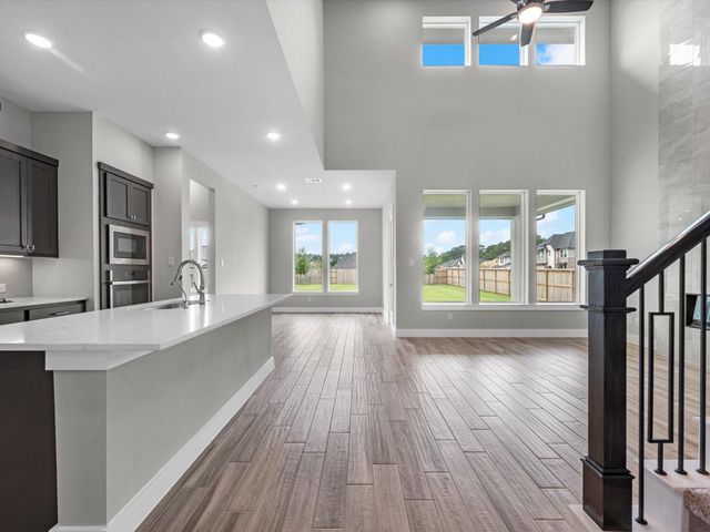 7082 North Lake Clopton Drive, Montgomery, TX 77316