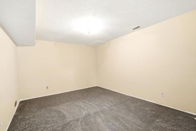 4390 Ithaca Lane N, Plymouth, MN 55446