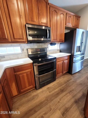 3801 E PARKVIEW Drive, Gilbert, AZ 85295