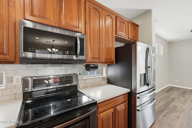 3801 E PARKVIEW Drive, Gilbert, AZ 85295