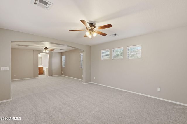 3801 E PARKVIEW Drive, Gilbert, AZ 85295