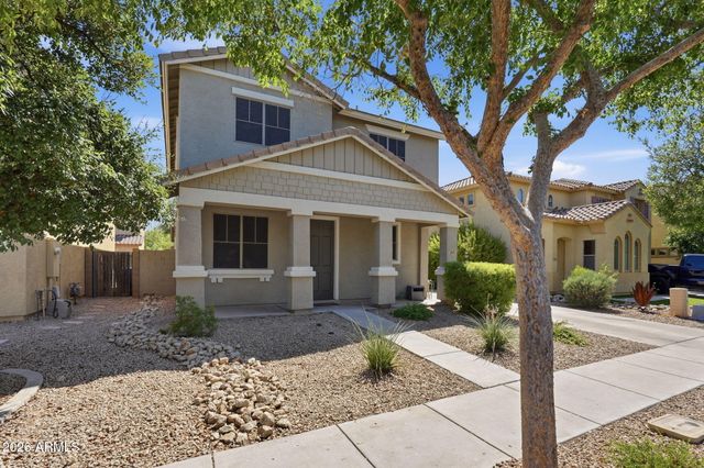 3801 E PARKVIEW Drive, Gilbert, AZ 85295