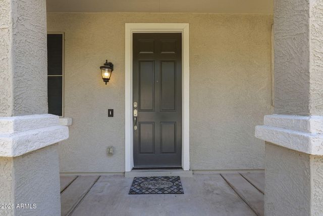 3801 E PARKVIEW Drive, Gilbert, AZ 85295