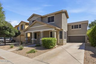 3801 E PARKVIEW Drive, Gilbert, AZ 85295