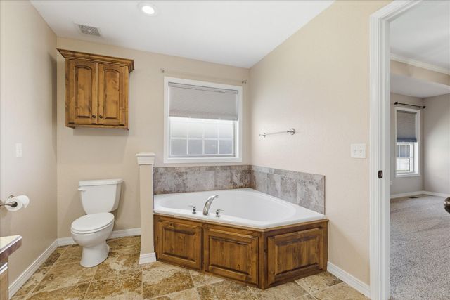 3277 W Cardinal Street, Springfield, MO 65810