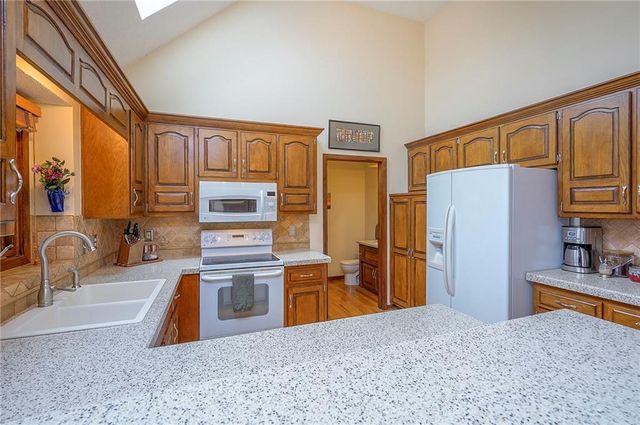 12769 Cody Street, Overland Park, KS 66213