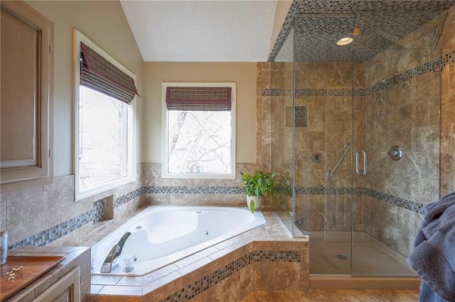 12769 Cody Street, Overland Park, KS 66213