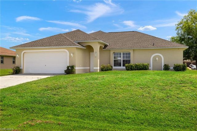 3919 SW 14th AVE, Cape Coral, FL 33914