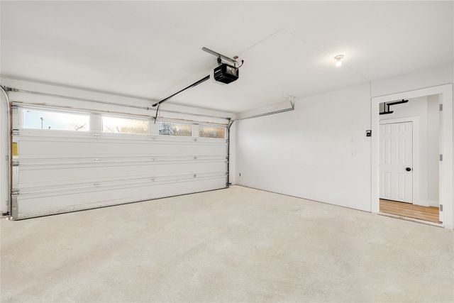 3200 Thomas Avenue B, Dallas, TX 75204