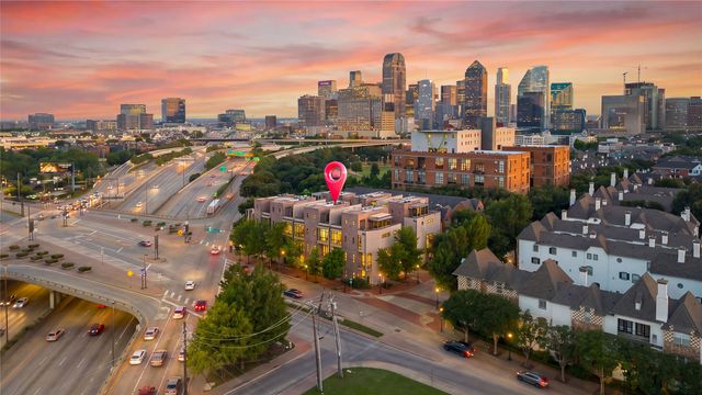 3200 Thomas Avenue B, Dallas, TX 75204