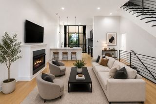 3200 Thomas Avenue B, Dallas, TX 75204