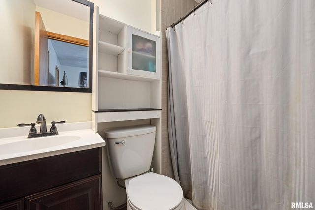 6820 W PFEIFFER Road, Peoria, IL 61607