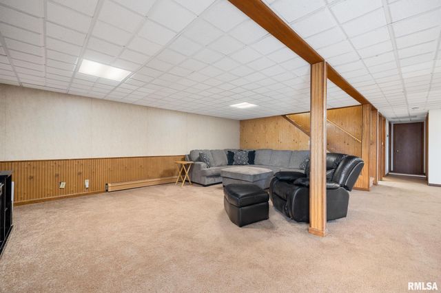 6820 W PFEIFFER Road, Peoria, IL 61607