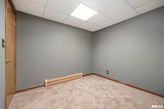 6820 W PFEIFFER Road, Peoria, IL 61607