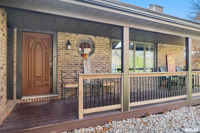 6820 W PFEIFFER Road, Peoria, IL 61607