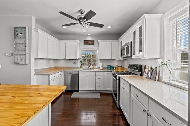 651 Nashua Rd, Dracut, MA 01826