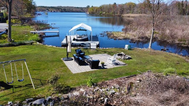 651 Nashua Rd, Dracut, MA 01826