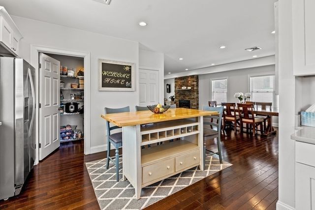 651 Nashua Rd, Dracut, MA 01826