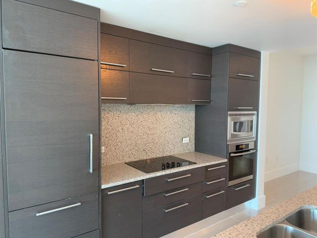 900 Biscayne Boulevard 2807, Miami, FL 33132