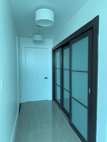 900 Biscayne Boulevard 2807, Miami, FL 33132