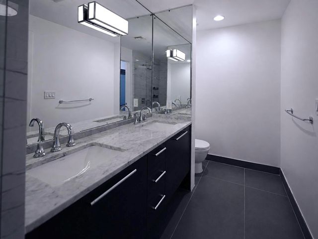 900 Biscayne Boulevard 2807, Miami, FL 33132