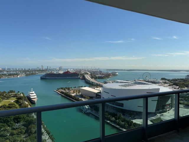900 Biscayne Boulevard 2807, Miami, FL 33132
