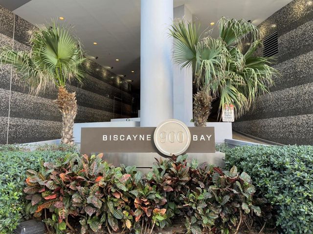 900 Biscayne Boulevard 2807, Miami, FL 33132