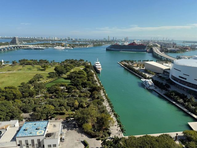 900 Biscayne Boulevard 2807, Miami, FL 33132