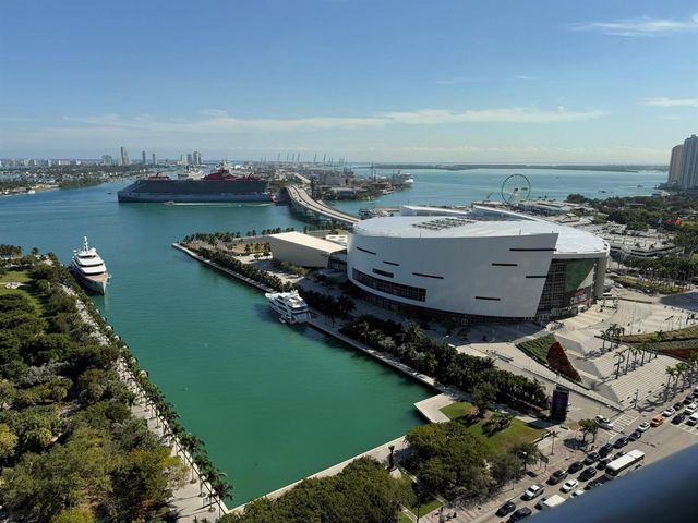 900 Biscayne Boulevard 2807, Miami, FL 33132