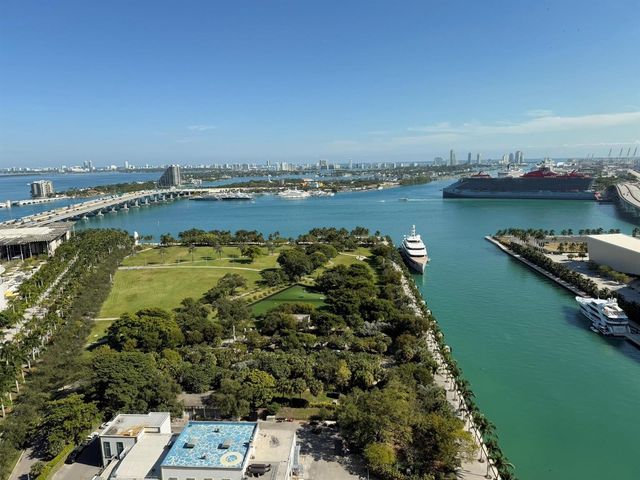 900 Biscayne Boulevard 2807, Miami, FL 33132