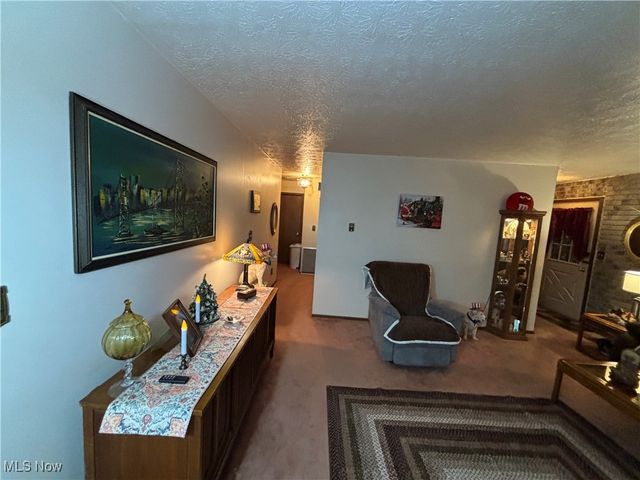 1403 Dorchester Drive, Madison, OH 44057