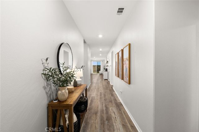 5448 La Bodega Way, Fontana, CA 92336