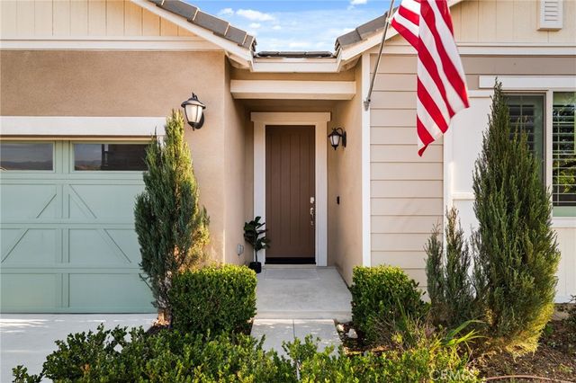 5448 La Bodega Way, Fontana, CA 92336