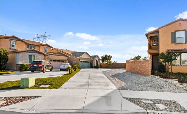 5448 La Bodega Way, Fontana, CA 92336