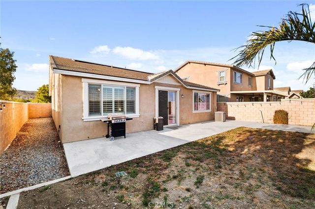 5448 La Bodega Way, Fontana, CA 92336