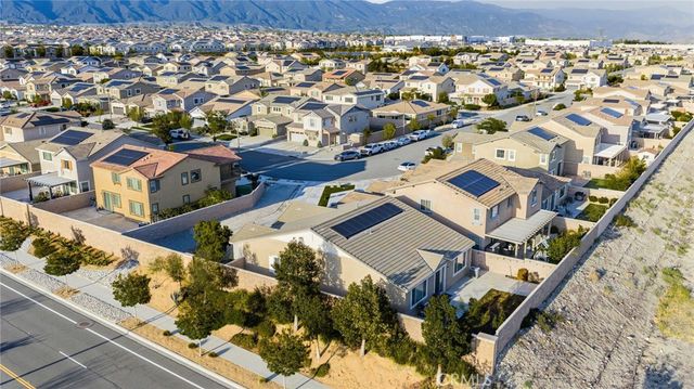 5448 La Bodega Way, Fontana, CA 92336